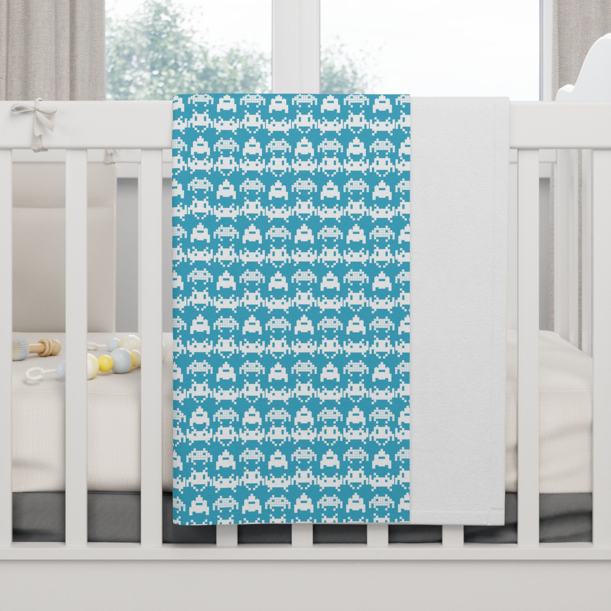 Pixel Art Alien Baby Blanket - Soft Fleece for Cozy Adventures